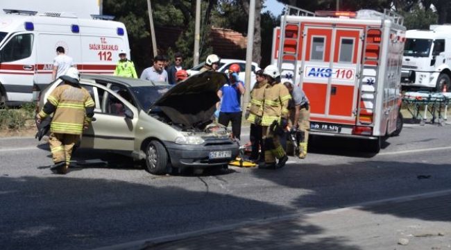 Aliağa'da Trafik Kazası :4 Yaralı