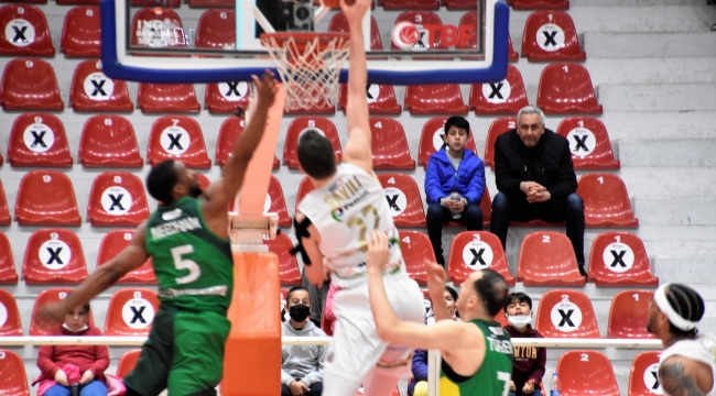 Aliağa Petkimspor: 70- Frutti Extra Bursaspo : 68