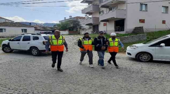 Jandarma işçi kılığında operasyonla aranan şahsı yakaladı