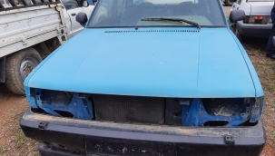 Menemen'de çaldıkları araçları parçalayıp satan çeteye operasyon