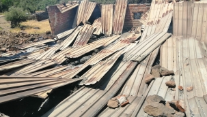 Aliağa'da ağılda çıkan yangında 78 küçükbaş hayvan telef oldu