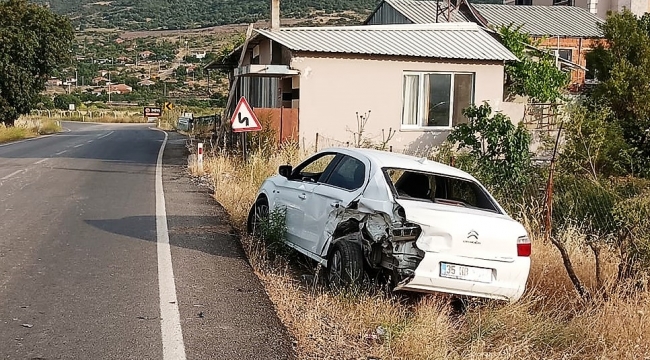 Aliağa'da Trafik kazası :1 Kişi Hafif Yaralandı