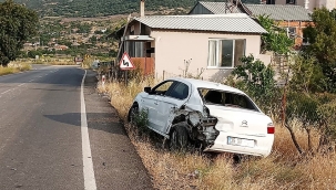 Aliağa'da Trafik kazası :1 Kişi Hafif Yaralandı