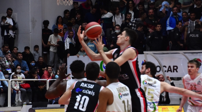 Aliağa Petkimspor:87  Beşiktaş Icrypex:80