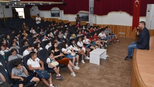BAŞKAN FATİH GÜRBÜZ ÖĞRENCİLERE BİLGİLER VERDİ