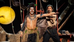 İzmir Şehir Tiyatroları'na 8 ödül birden!