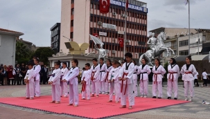 Menemen'de 19 Mayıs coşkusu