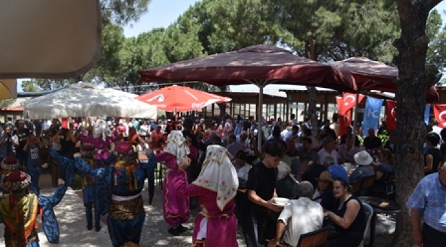 Aliağa'da Geleneksel Köy Hayrına Yoğun İlgi