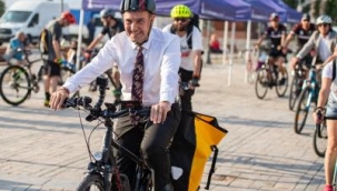 Başkan Soyer'den bisikletli ulaşım çağrısı