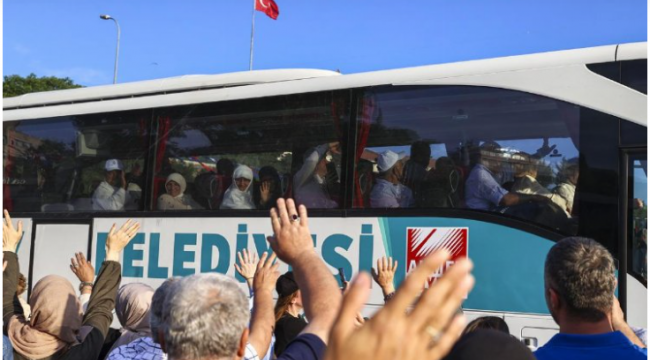 İlk hac kafilesi dualarla uğurlandı