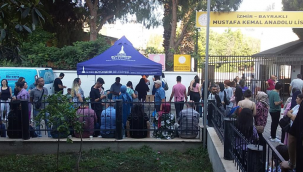 İzmir Büyükşehir Belediyesi'nden öğrencilere YKS desteği