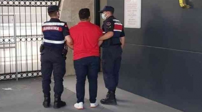 İzmir'de jandarmadan terör operasyonu: 6 gözaltı