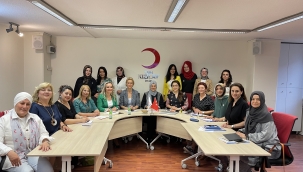 Kızılay Kadın Koordinasyon Kurulu Toplantısı İzmir'de yapıldı