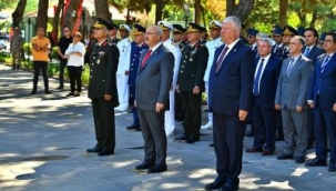 15 Temmuz Demokrasi ve Milli Birlik Günü'nde şehitler anıldı