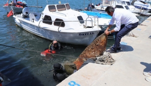  Aliağa'da Kabotaj Bayramı'nda deniz dibi temizliği