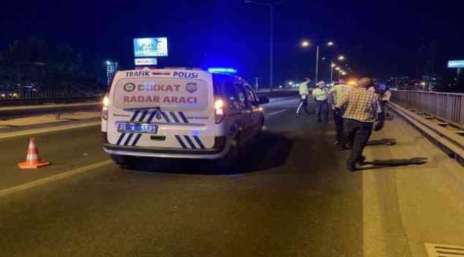 İzmir'de kamyona arkadan çarpan motosiklet sürücüsü öldü