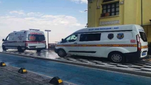 İzmir'in Konak ilçesinde, denizde bir erkek cesedi bulundu.