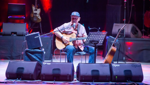 Bülent Ortaçgil'den Kültürpark'ta 50. yıl konseri