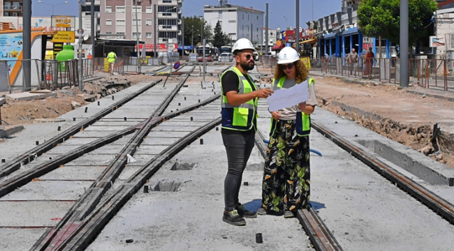 İzmir'in yeni mezun şartı Türkiye'ye örnek oldu