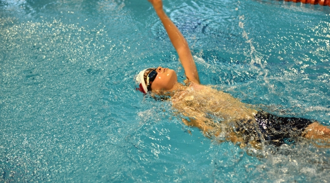 Aliağa Gençlik Merkezi'nde Kış Dönemi Yüzme Kursları Başlıyor