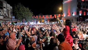 Hasat Festivali'nde Sürpriz Gece