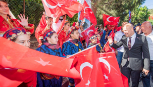 Zafer yolu kafilesi 100 yıl önceki gibi Kemalpaşa'da