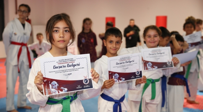 Aliağalı Minik Yüzücü ve Taekwondoculara Başarı Belgesi