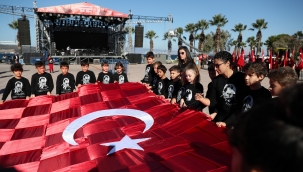 Cumhuriyet Bayramı'nın 99.Yılı Törenle Kutlandı 