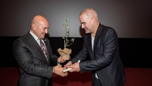 Soyer: "9 Eylül akşamı karanlığın içinden umut ışığını doğurduk"