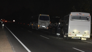 Aliağa 'da İki servis aracı çarpıştı 17 yaralı