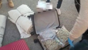 Bavullardan 16 kilo 325 gram uyuşturucu çıktı