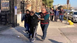 Boşanma aşamasındaki eşini öldüren katil zanlısı adliyede