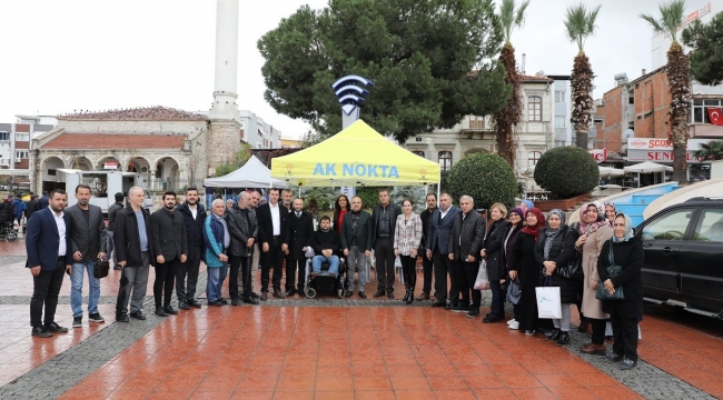 AK Parti İzmir İl Başkanı Kerem Ali Sürekli; "Türkiye Yüzyılı'na iz bırakacaklar…"