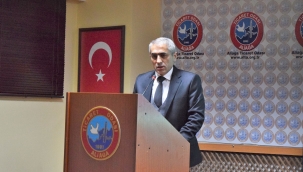 Aliağa Ticaret Odası Meclis Toplantısı Kaymakam Zekeriya Güney'in Katılımı İle Gerçekleşti