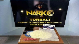 İzmir'de 1 buçuk kilo metamfetamin ele geçirildi