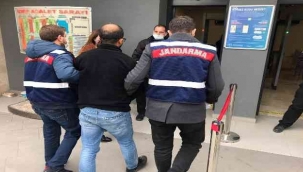 İzmir'de jandarmadan firari operasyonu: 10 firari zanlı yakalandı
