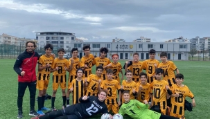 Aliağaspor FK , futbolda U-14 , U-16 ve U-12  Takımlarında  sezon başarısı elde etti