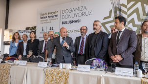 Başkan Soyer "Doğamıza Dönüyoruz" başlıklı uzman toplantısında konuştu: Geleceği ortak akılla inşa etmenin sorumluluğunu taşıyoruz