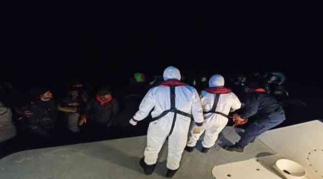 Yunanistan'ın ölüme ittiği 114 göçmen kurtarıldı