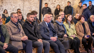 Başkan Soyer deprem yardımları için ilçe belediye başkanları ile buluştu