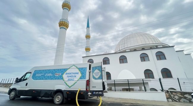 Aliağa Belediyesi'nden İbadethanelerde Ramazan Temizliği