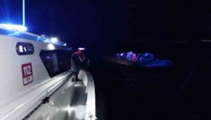 İzmir'de 101 göçmen kurtarıldı, 20 göçmen yakalandı