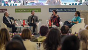 Neptün Soyer: "Doğayla uyumlu olmak zorundayız"