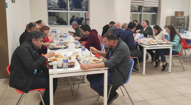 Başkan Doğruer Kınık Devlet Hastanesi çalışanlarıyla iftarda