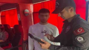 İzmir polisinden okul çevrelerinde sıkı denetim