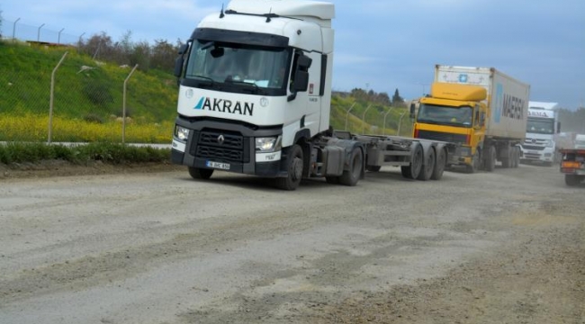 Şoförler liman yolundan şikayetçi