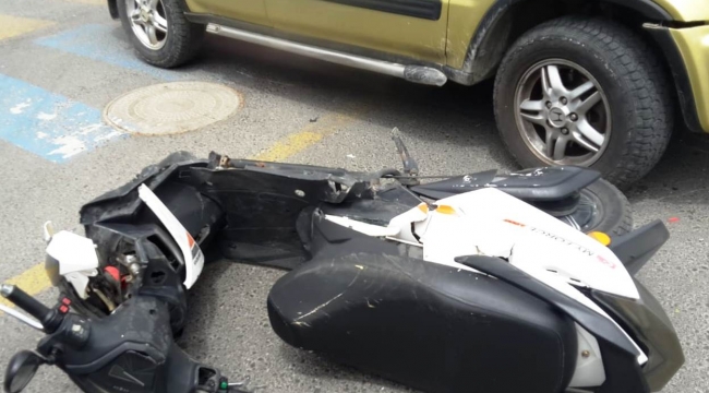 Aliağa 'da Cip ile elektrikli bisiklet çarpıştı: 2 yaralı