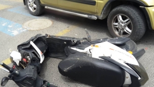 Aliağa 'da Cip ile elektrikli bisiklet çarpıştı: 2 yaralı