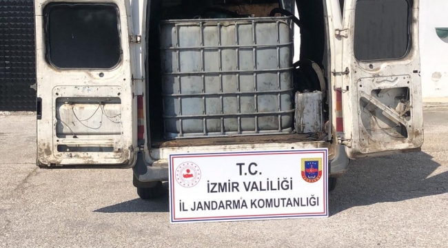 Aliağa'da Kaçak Akaryakıt Operasyonu: 2 Kişi gözaltına alındı 