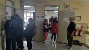 Aliağa'da Oy Kullanma İşlemleri Sabahın Erken Saatlerinde Başladı